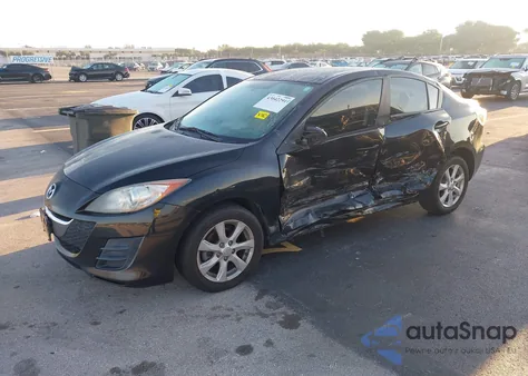 2010 Mazda 3 I Touring z USA, uszkodzony, nr VIN JM1BL1SF4A1222706